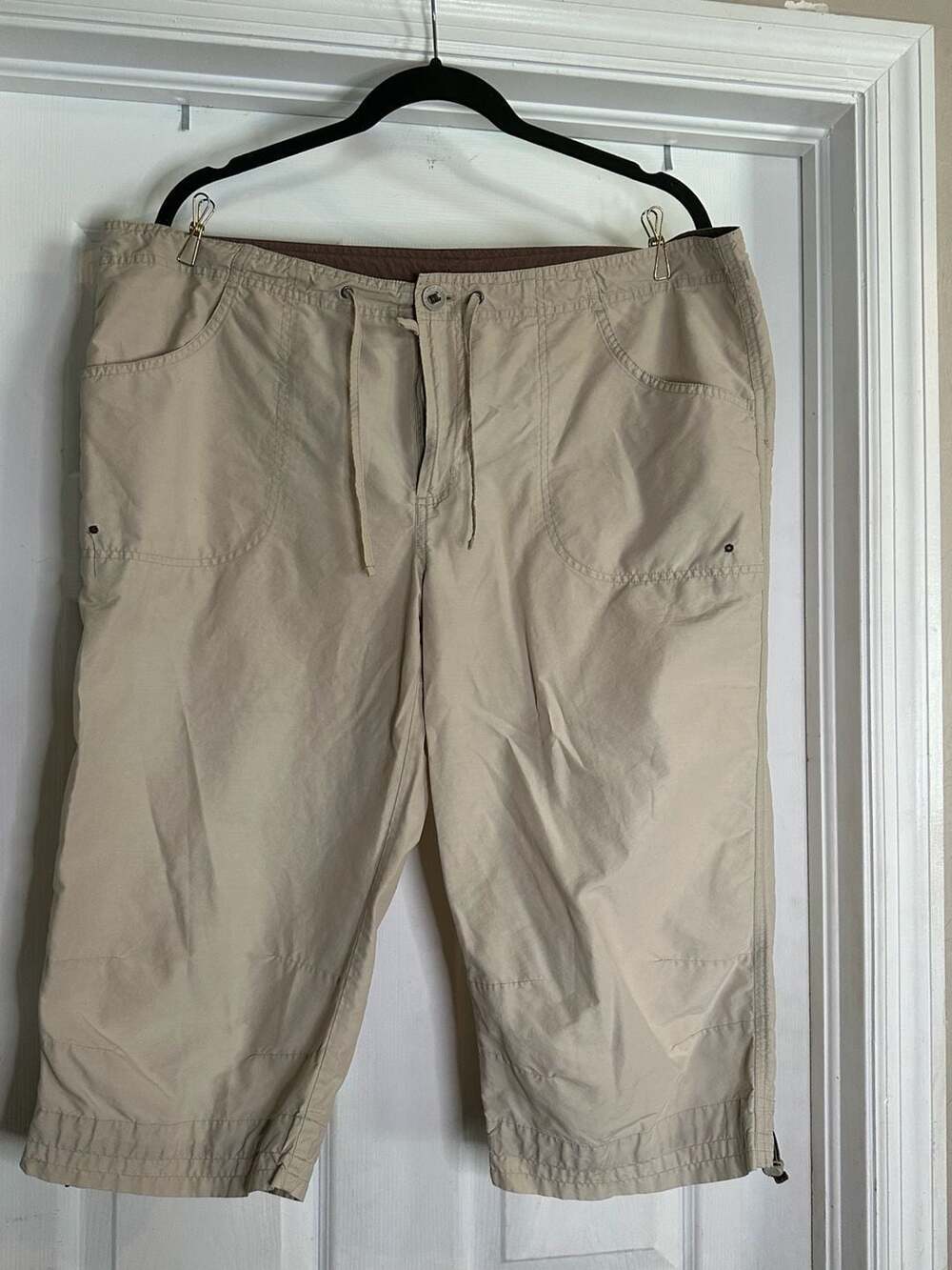 Columbia Women's XL Tan Lightweight Cotton Nylon Hiking Capri Pants AL 8467